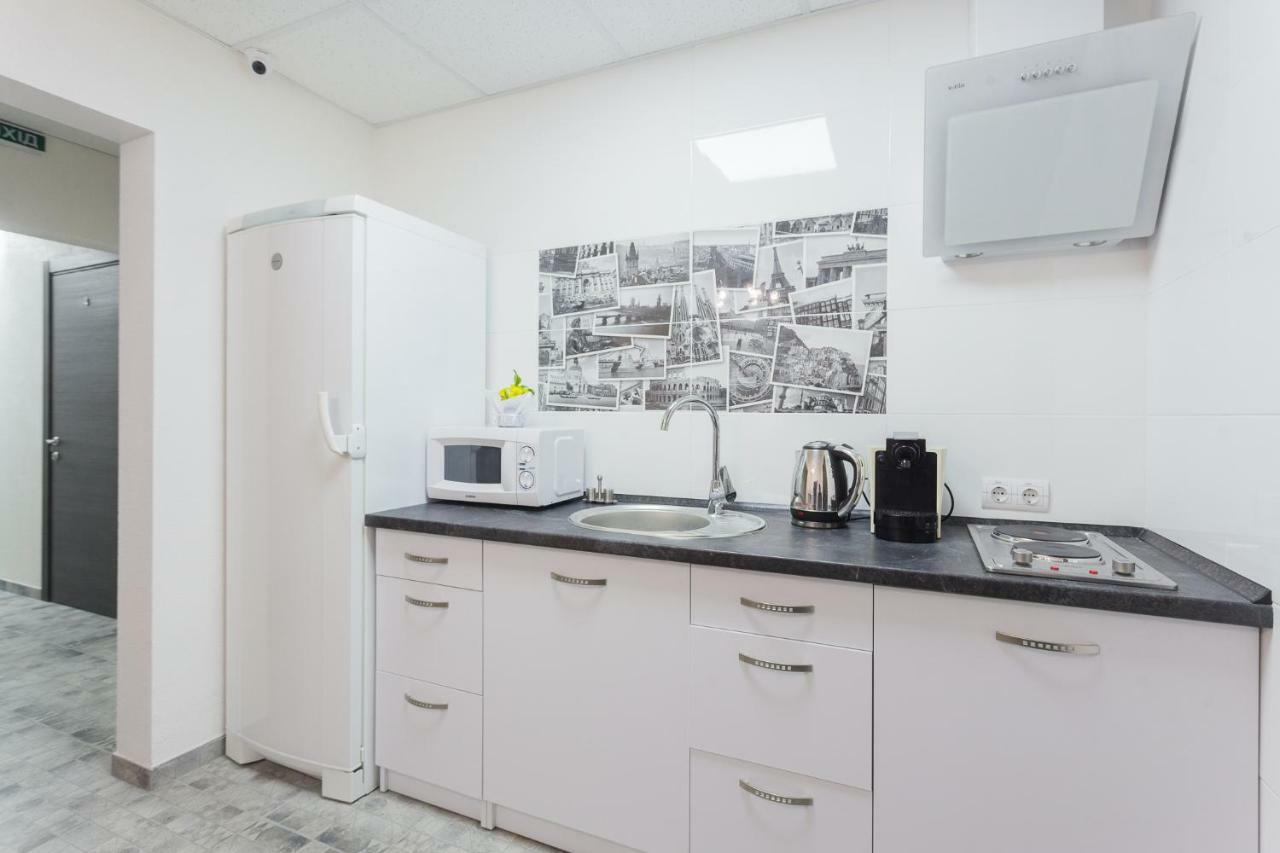 Skyhome Na Nauky Kiev Exteriör bild